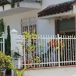 B&B Triskeles (Adults Only) Frühstückspension Giardini-Naxos