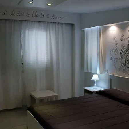 Triskeles B&B 지아르디니낙소스