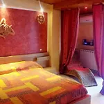 Triskeles (adults Only) 4*