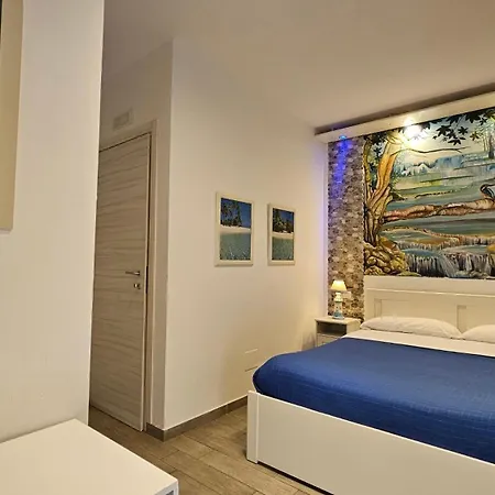 Triskèles Adult Only 4*