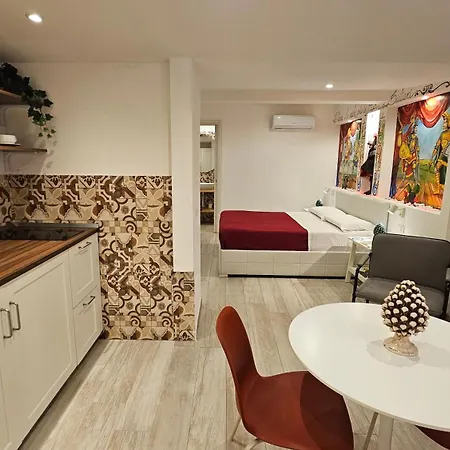 Triskèles Adult Only Bed & Breakfast