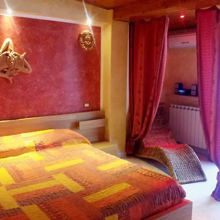 Triskeles (adults Only) 4*