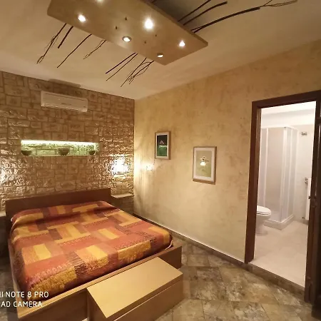 Triskeles Bed & Breakfast