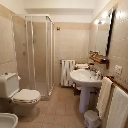 Bed & Breakfast Triskeles Giardini Naxos