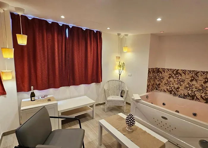 Bed & Breakfast Triskeles Giardini Naxos