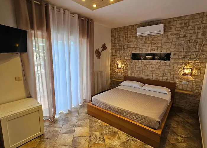 Bed & Breakfast Triskeles Giardini Naxos