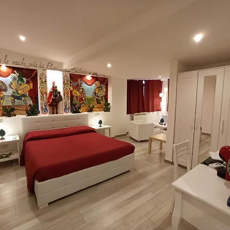 Triskeles Готель типу 